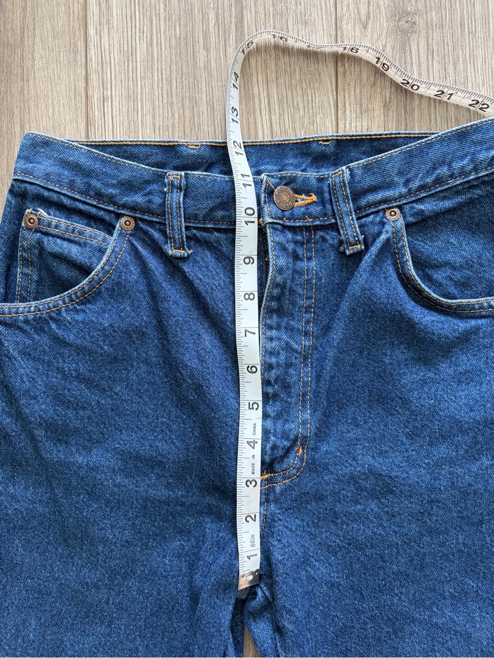 1990’s Vintage High Rise Jeans, Size 27x29 - Picture 8 of 10